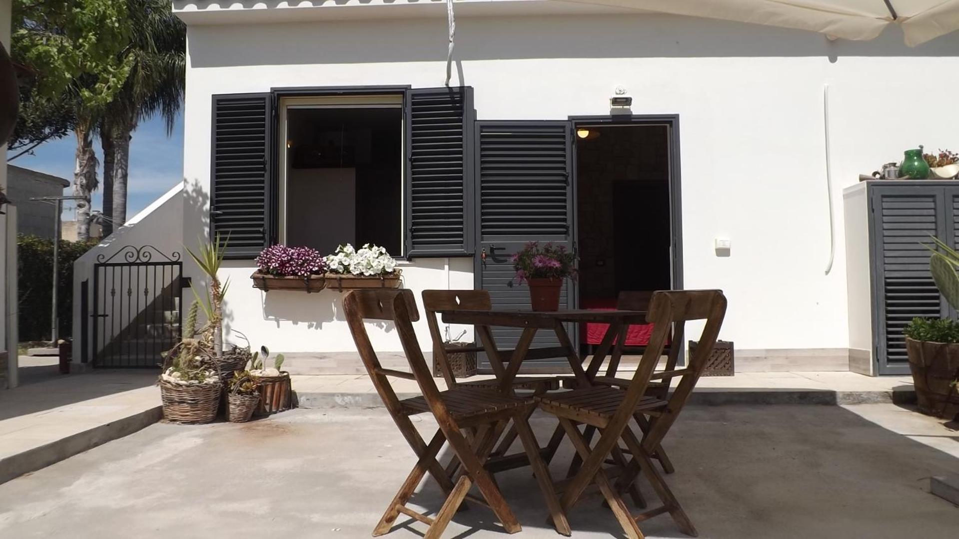 Beb Nonno Baffo Bed & Breakfast Avola Exterior photo
